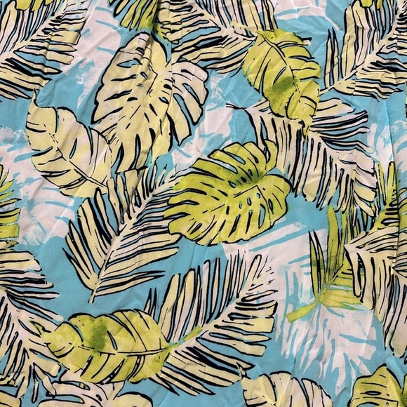 2X Crown & Ivy beachy spring top bubble sleeves crochet detail teal green white - Picture 5 of 5